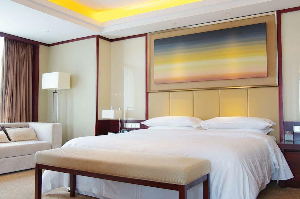 Hongkou Sanzhi International Hotel 5*